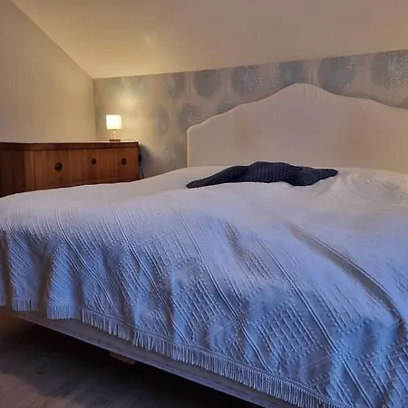 Hébergement de vacances La Maison Chamarrée *